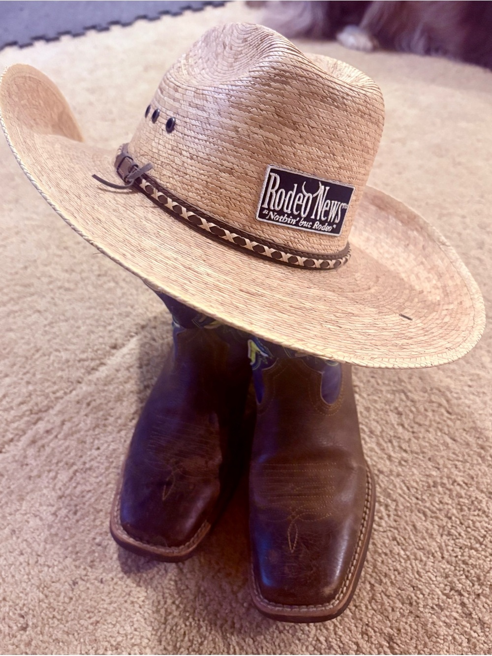 Ariat  Leather Square-Toe Cowboy Boots and Straw Cowboy Hat Bundle